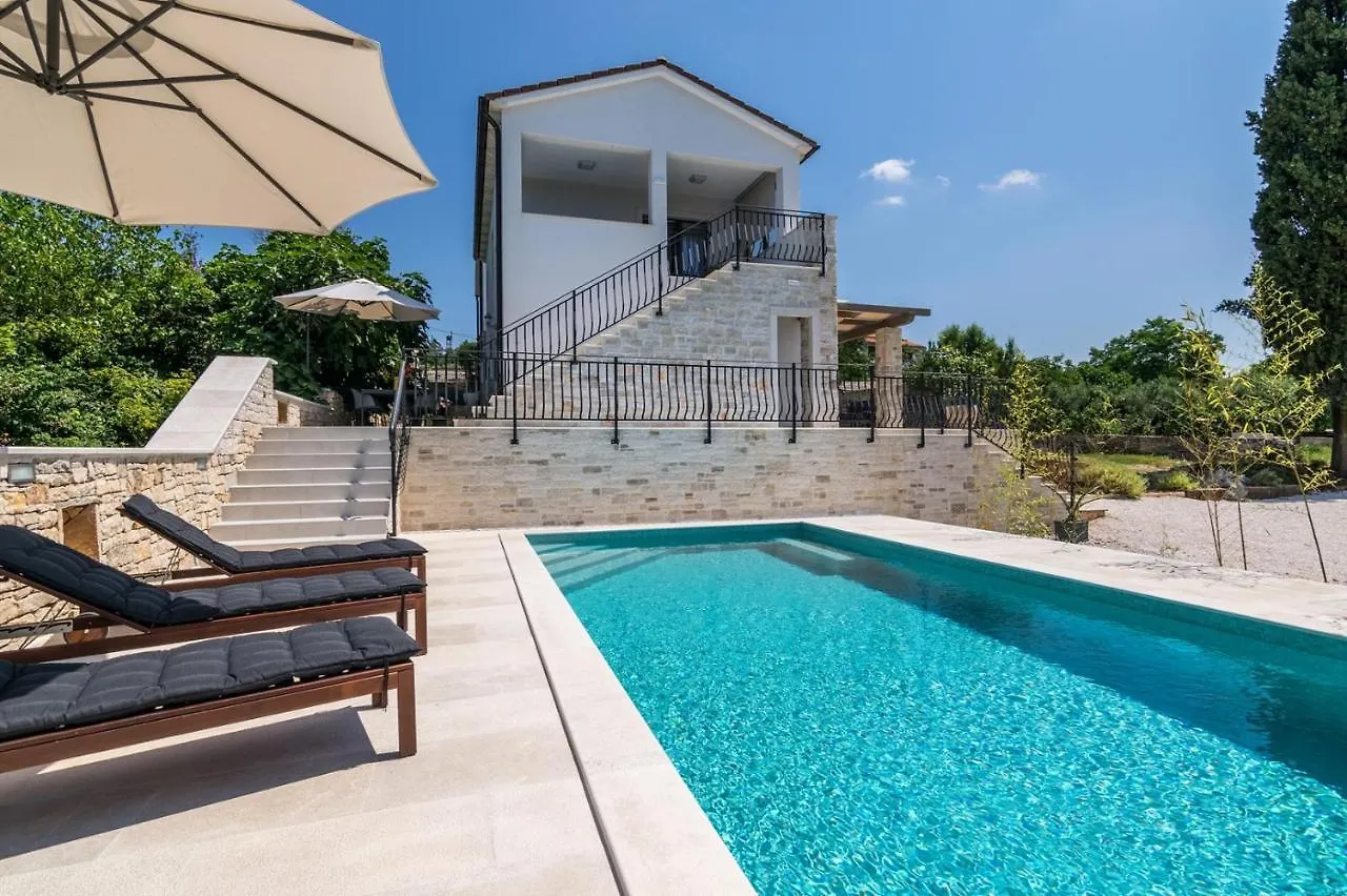 Villa Irma Golas 0*,  Croatia